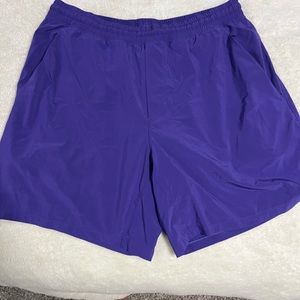 Lululemon shorts!